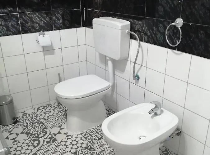 Oda ve Kahvaltı Salvone's House 3*